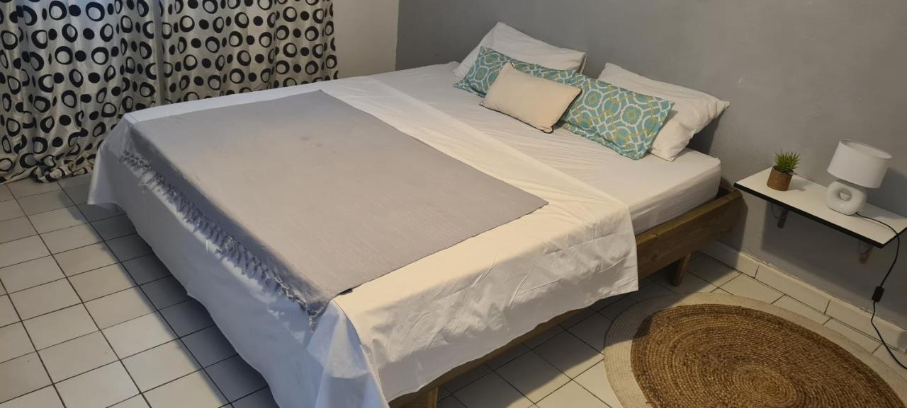 Paradies Caraibes I Les Abymes Kültér fotó